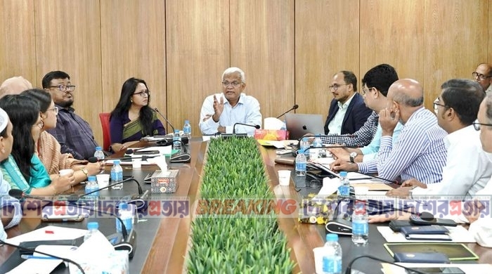 সমাজকল্যাণমন্ত্রী ডা. এ জেড এম জাহিদ হোসেন জটিল রোগের অনুদান দ্বিগুণ হচ্ছে, আগামী বছর ৪০ লাখ পরিবার পাবে ফ্যামিলি কার্ড