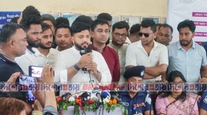 মুক্তিযোদ্ধাদের অসম্মান করার চেষ্টা হলে প্রয়োজনে আবার গণ-অভ্যুত্থান হবে : প্রতিমন্ত্রী ইশরাক