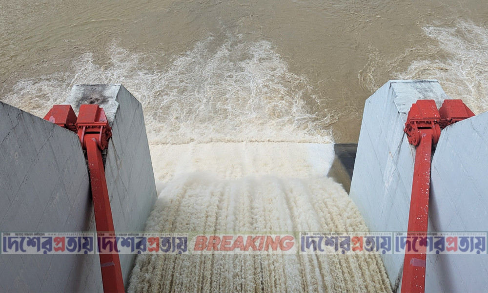 কাপ্তাই হ্রদে বাড়ছে পানি, ৬ ইঞ্চি করে খোলা হলো সব জলকপাট
