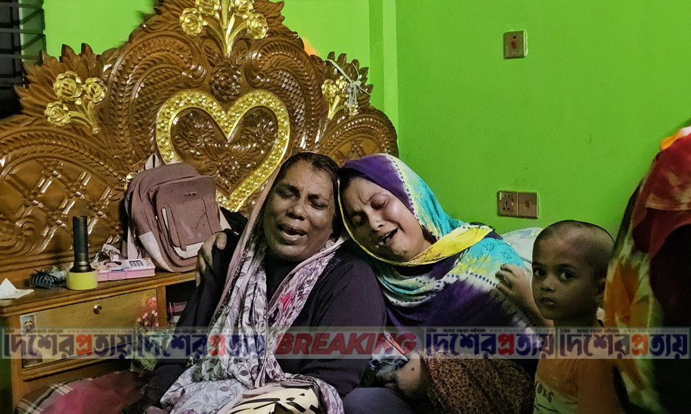 কুমিল্লায় পরকীয়ার জেরে স্ত্রীকে পিটিয়ে হত্যার অভিযোগ, স্বামী আটক