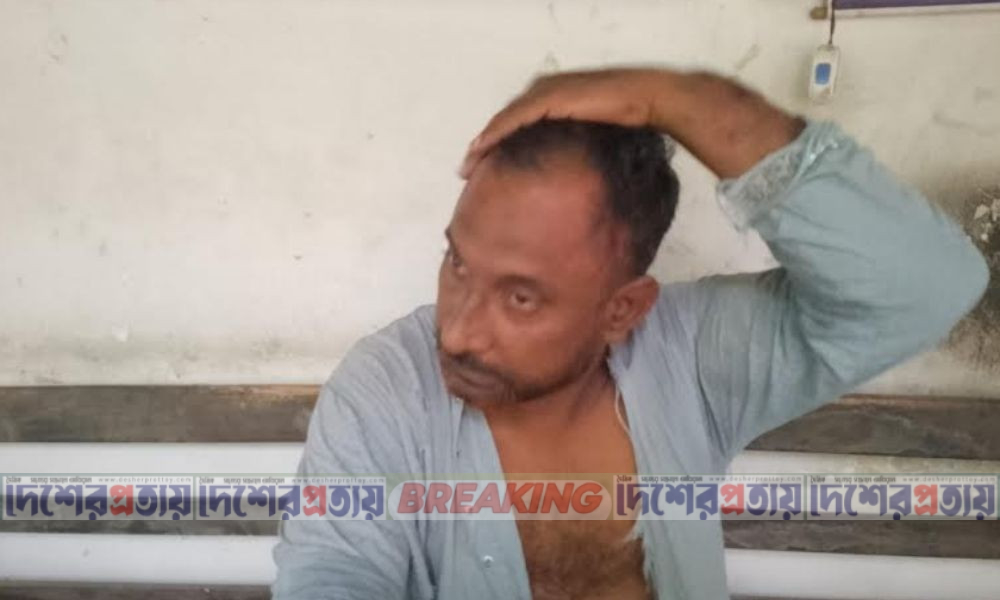 বাল্যবিয়ে পড়ানোর অভিযোগে কাজীকে আটক করে মারধর