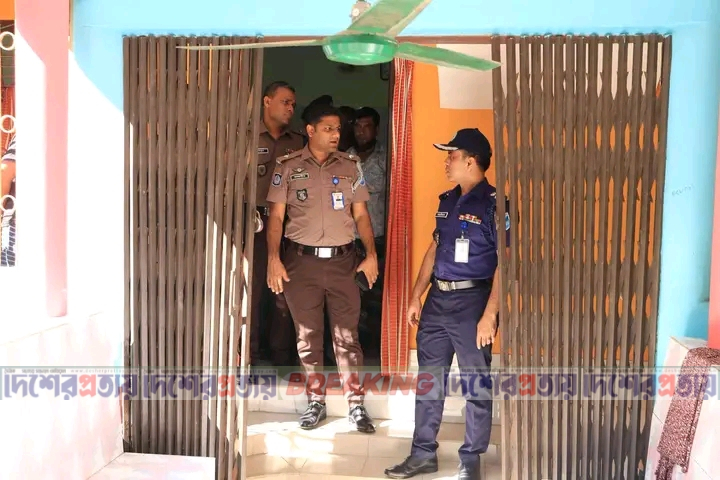 বড় মাধবপুরে ডাকাতির ঘটনাস্থল পরিদর্শনে ফরিদপুরের পুলিশ সুপার