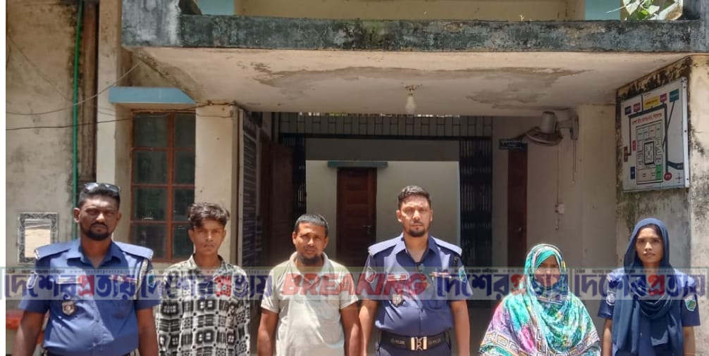 রায়গঞ্জে পৃথক মামলায় ওয়ারেন্টভুক্ত ৩ আসামি গ্রেফতার