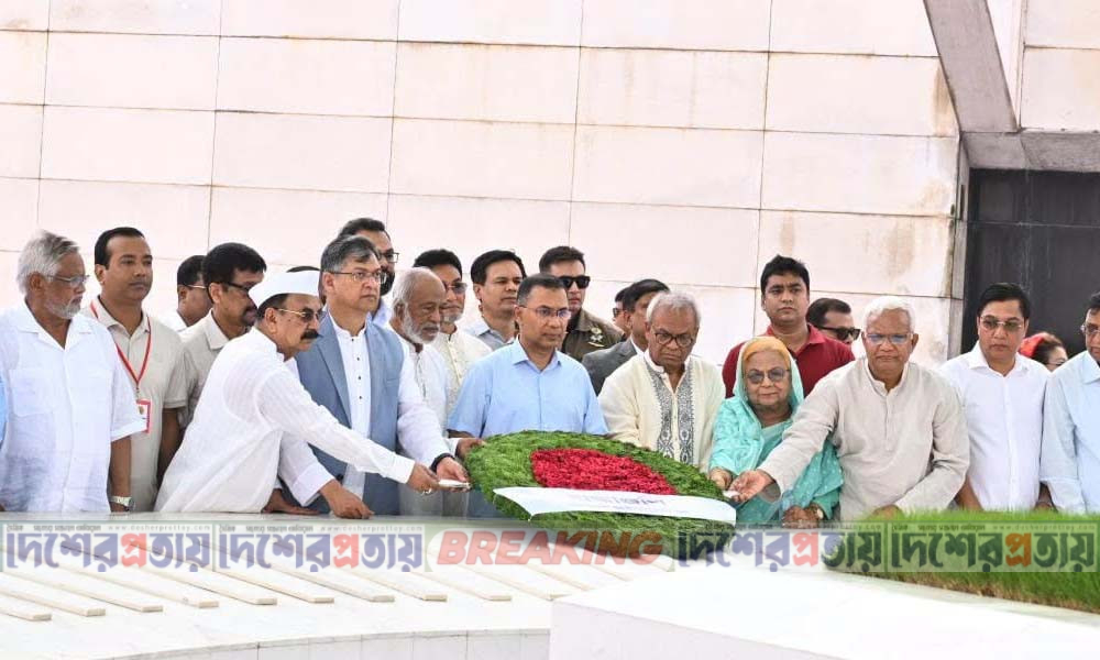 শহীদ জিয়াউর রহমান ও খালেদা জিয়ার সমাধিতে তারেক রহমানের শ্রদ্ধা