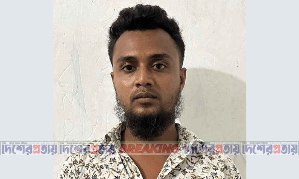 আদালতকে কটূক্তি, অস্ত্র মামলার আসামির ২ মাসের সশ্রম কারাদণ্ড