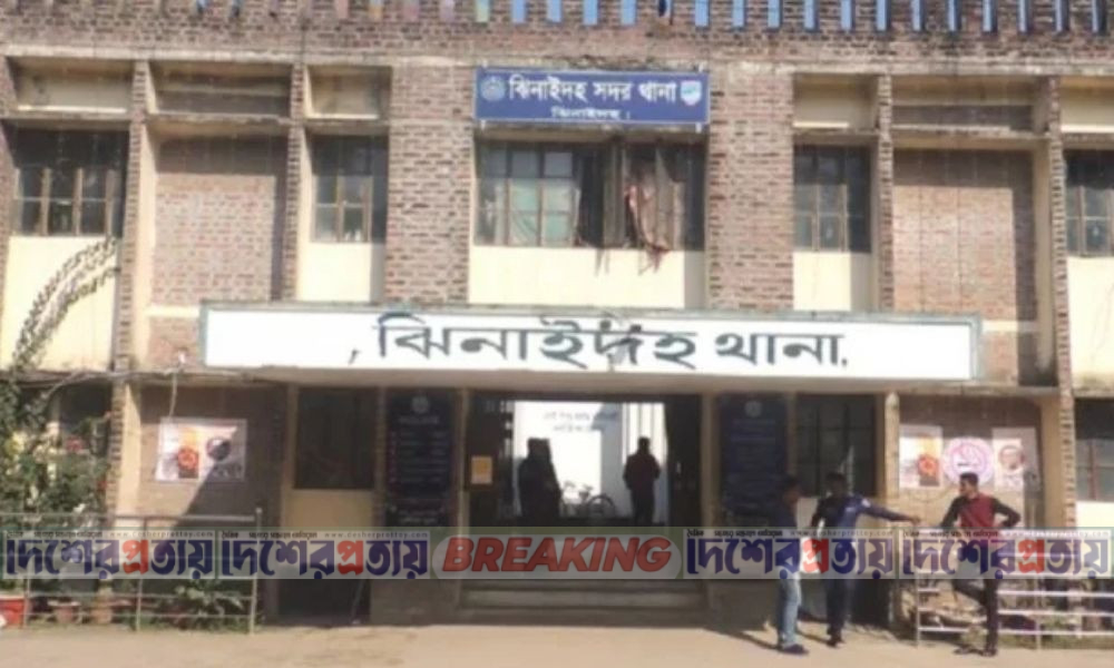 চাচাতো ভাইয়ের ধারালো অস্ত্রের কোপে যুবকের পা বিচ্ছিন্ন