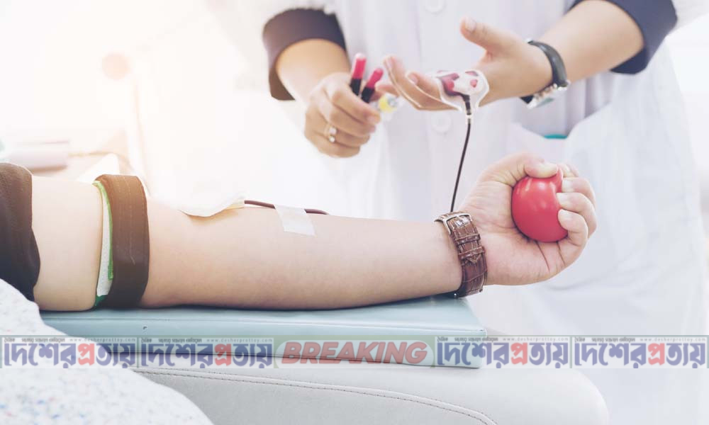 বছরে রক্তের প্রয়োজন ১০ লাখ ইউনিট, মাত্র ৩০ শতাংশ আসে স্বেচ্ছায়