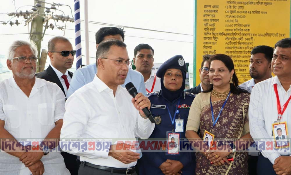 ময়লার ভাগাড় থেকে বাগান : ডিসি ফরিদার উদ্যোগের প্রশংসা প্রধানমন্ত্রীর