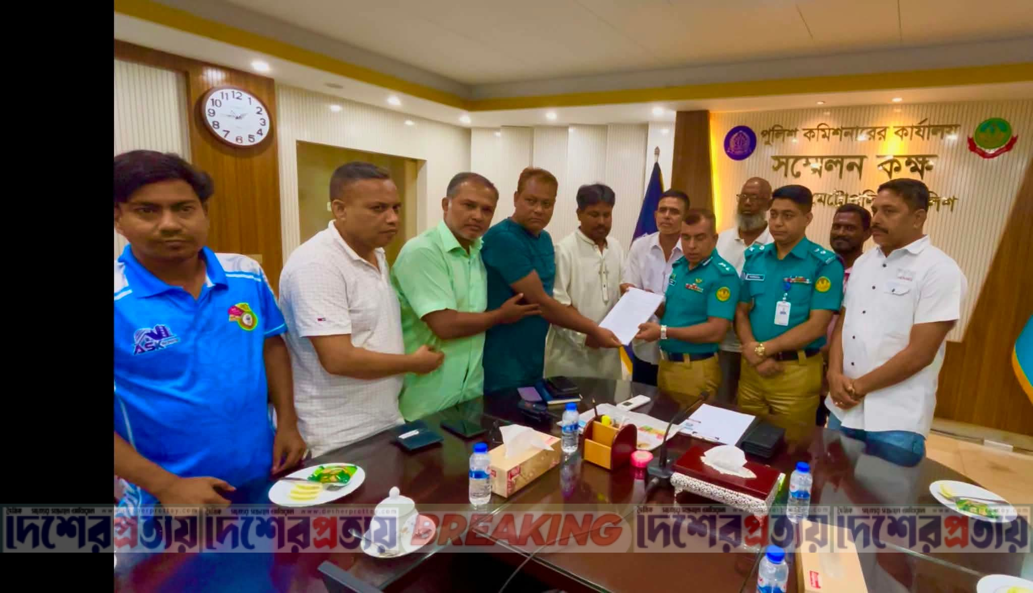 রাজশাহীতে ‘অপ-সাংবাদিকতা’ বন্ধে ব্যবস্থা চেয়ে ভূমিমন্ত্রীর হস্তক্ষেপ কামনা